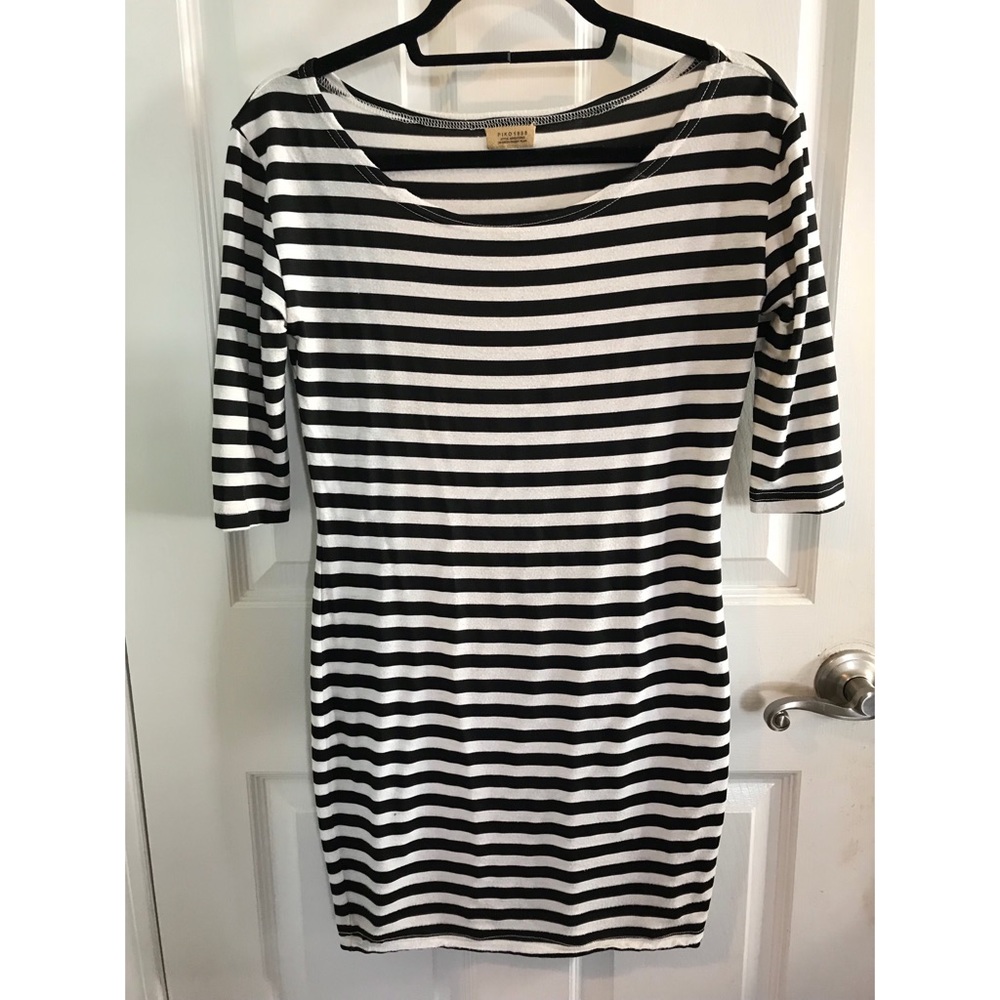 Black & white half sleeve tee shirt dress